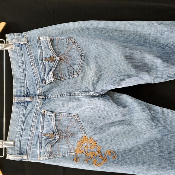 Daisy Fuentes Floral Jewel Denim Petite Jeans - Picture 2 of 9